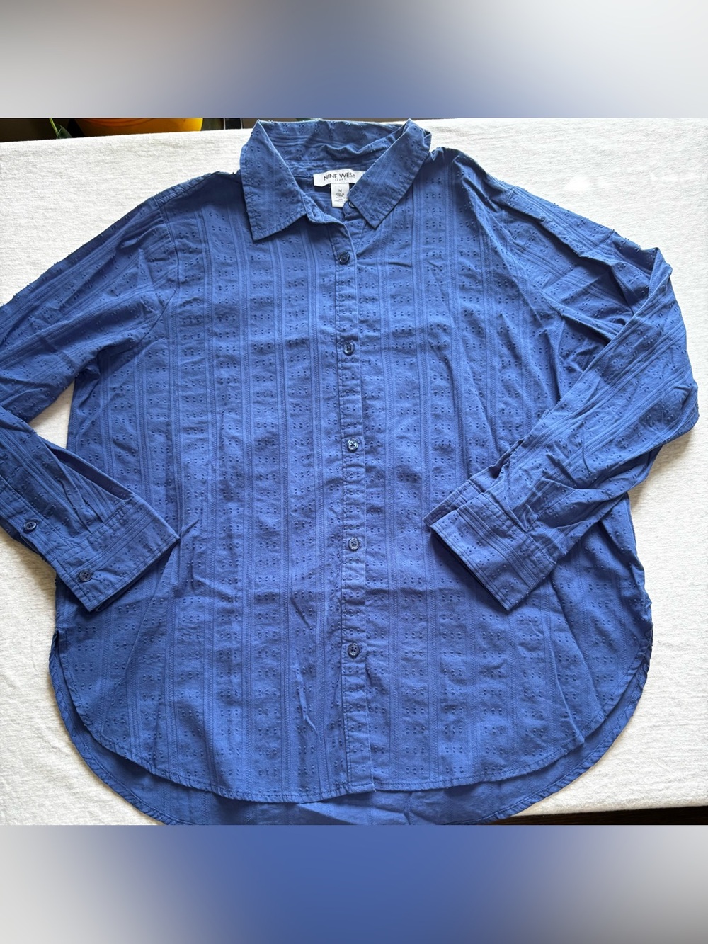 Nine West Blue Pintuck Textured Button-Up Cotton Shirt Medium - Picture 2 of 8